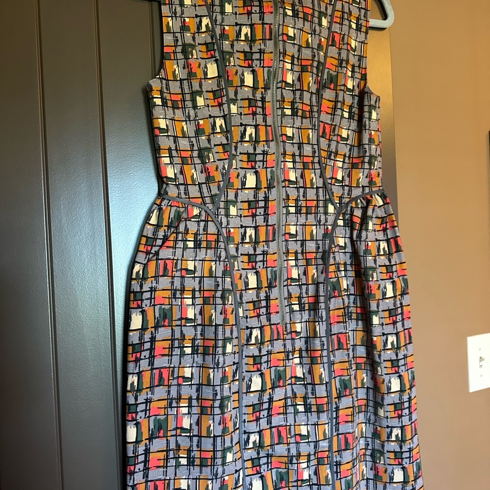 Darling Multicolor Abstract Dress - Picture 3 of 6